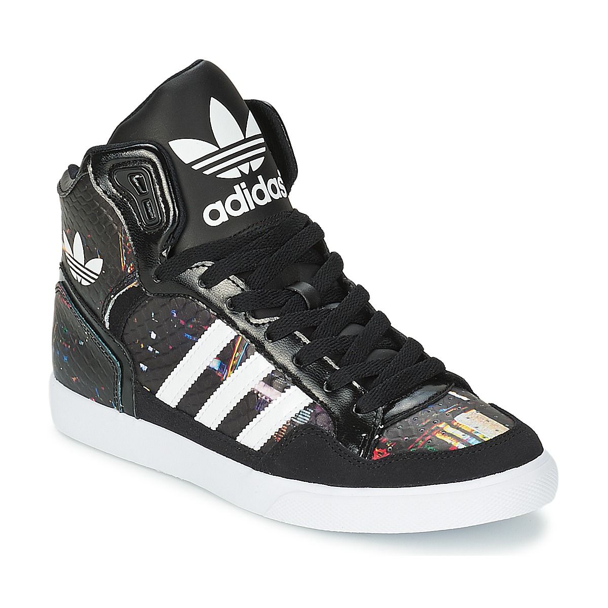 basket adidas en soldes