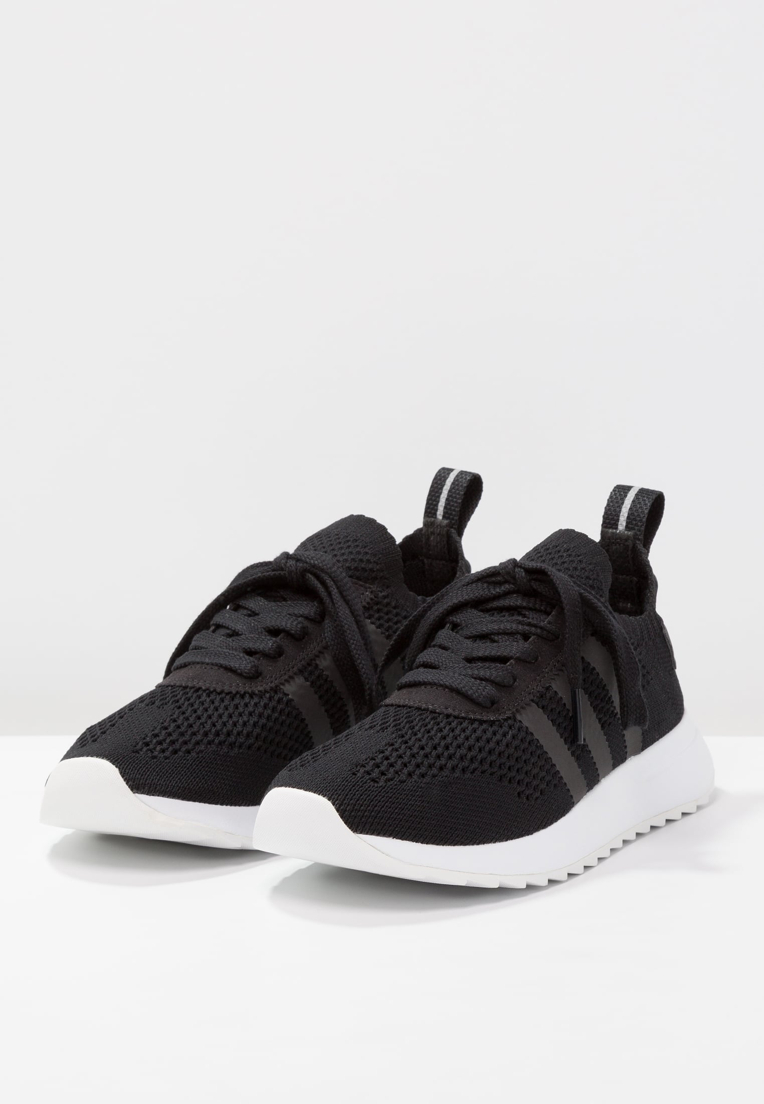 basket femme noir adidas